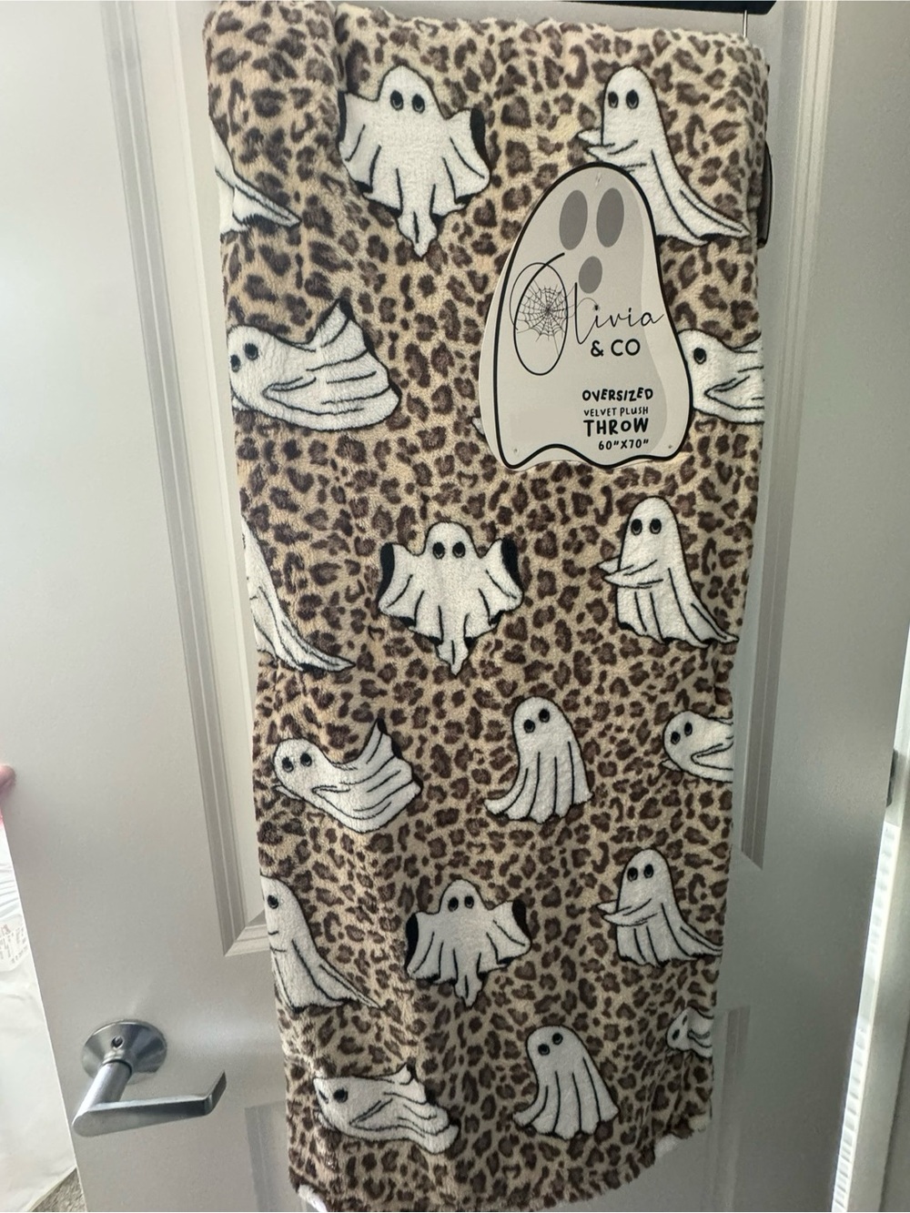 Olivia & Co Leopard Ghost Oversized Velvet Plush Halloween Throw Blanket 60x70